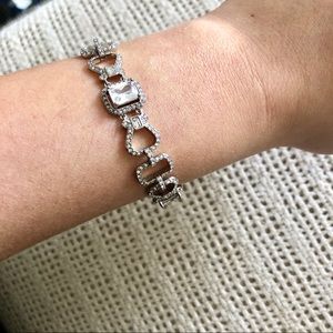 Elegant bracelet